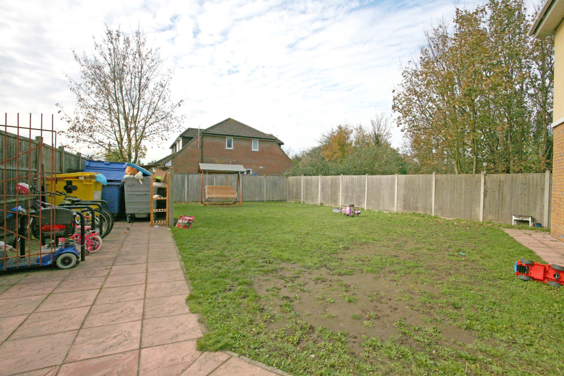 Arterial Avenue, Rainham, RM13, Image 11
