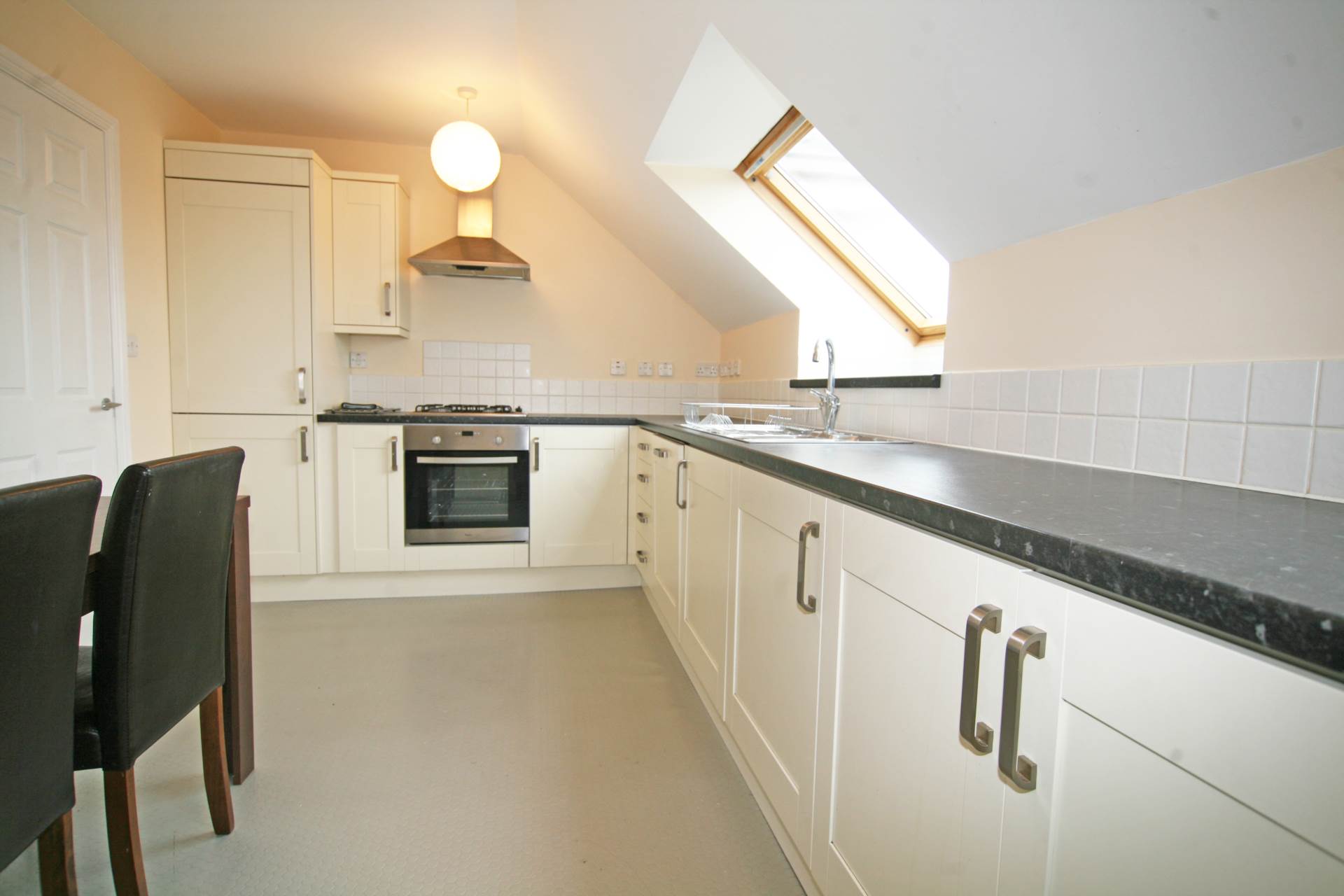 Arterial Avenue, Rainham, RM13, Image 2