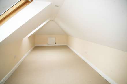 Arterial Avenue, Rainham, RM13, Image 7