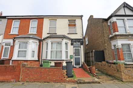 Whalebone Avenue, Chadwell Heath, Romford, RM6, Image 1