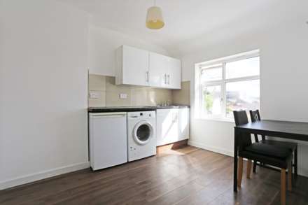 Hunters Hall Road, Dagenham, RM10, Image 2