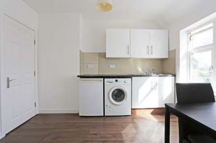 Hunters Hall Road, Dagenham, RM10, Image 3