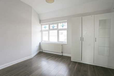 Hunters Hall Road, Dagenham, RM10, Image 5