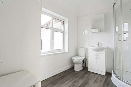 Hunters Hall Road, Dagenham, RM10, Image 6