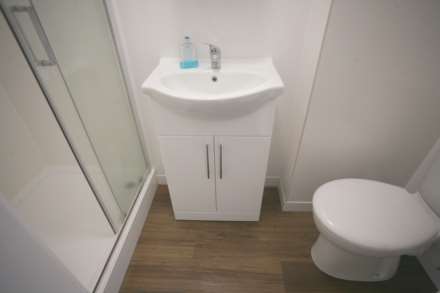 Hunters Hall Road, Dagenham, Image 5