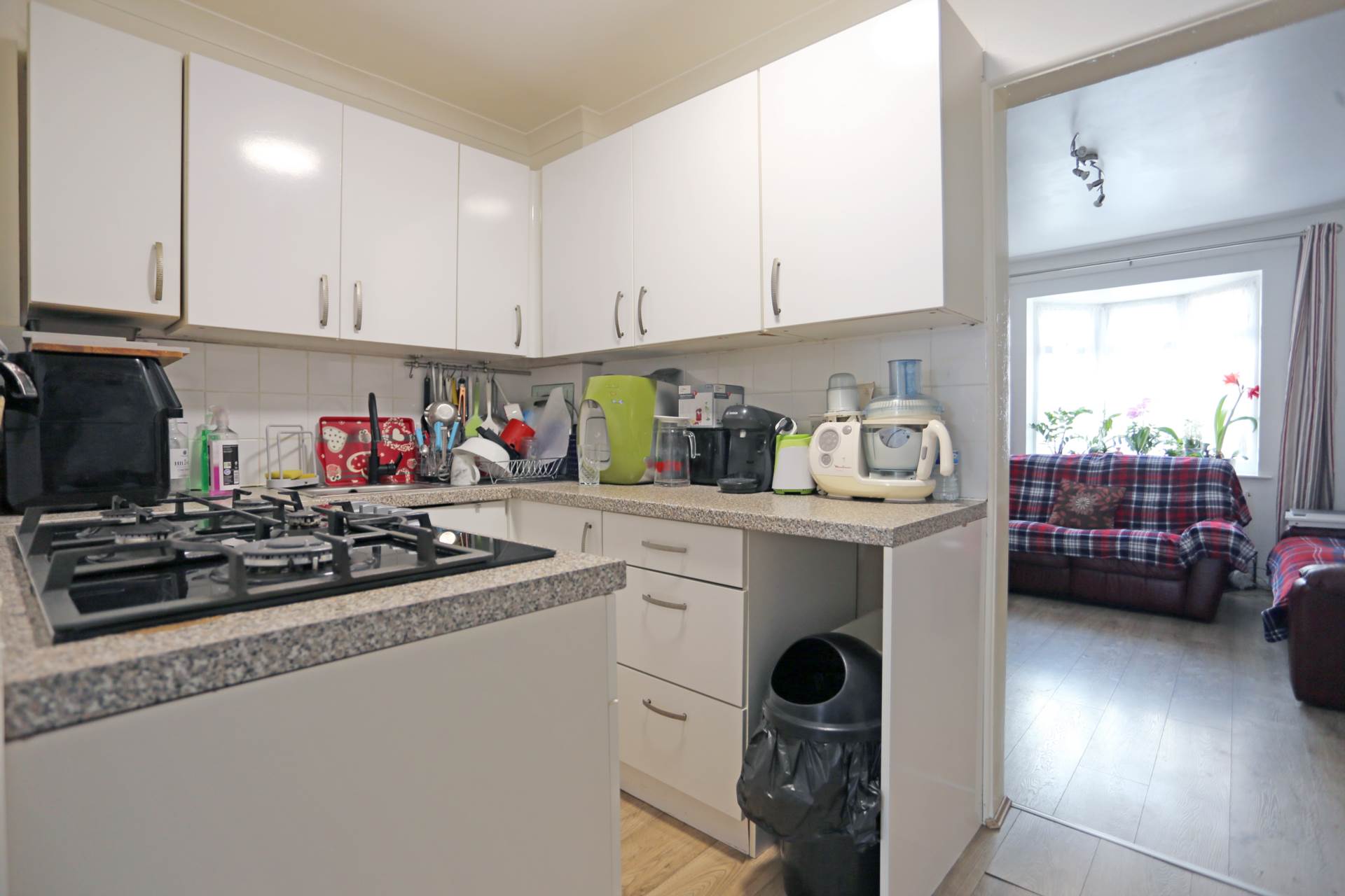 Valence Avenue, Chadwell Heath, Dagenham, Image 3