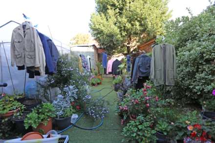 Valence Avenue, Chadwell Heath, Dagenham, Image 11