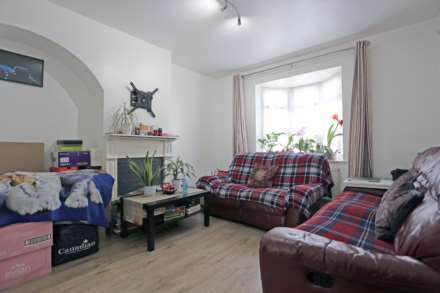 Valence Avenue, Chadwell Heath, Dagenham, Image 2