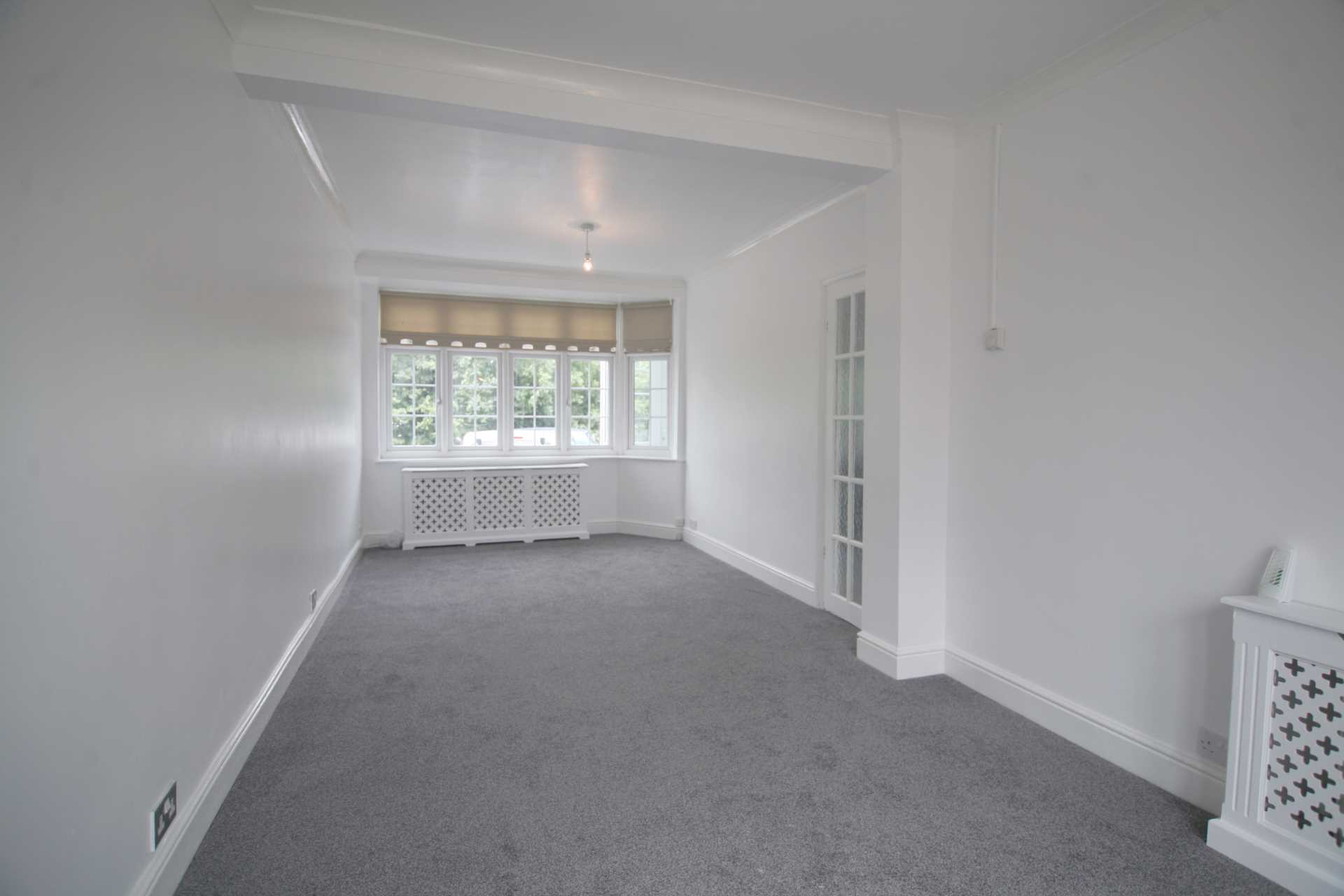 Wentworth Way, Rainham, RM13, Image 4