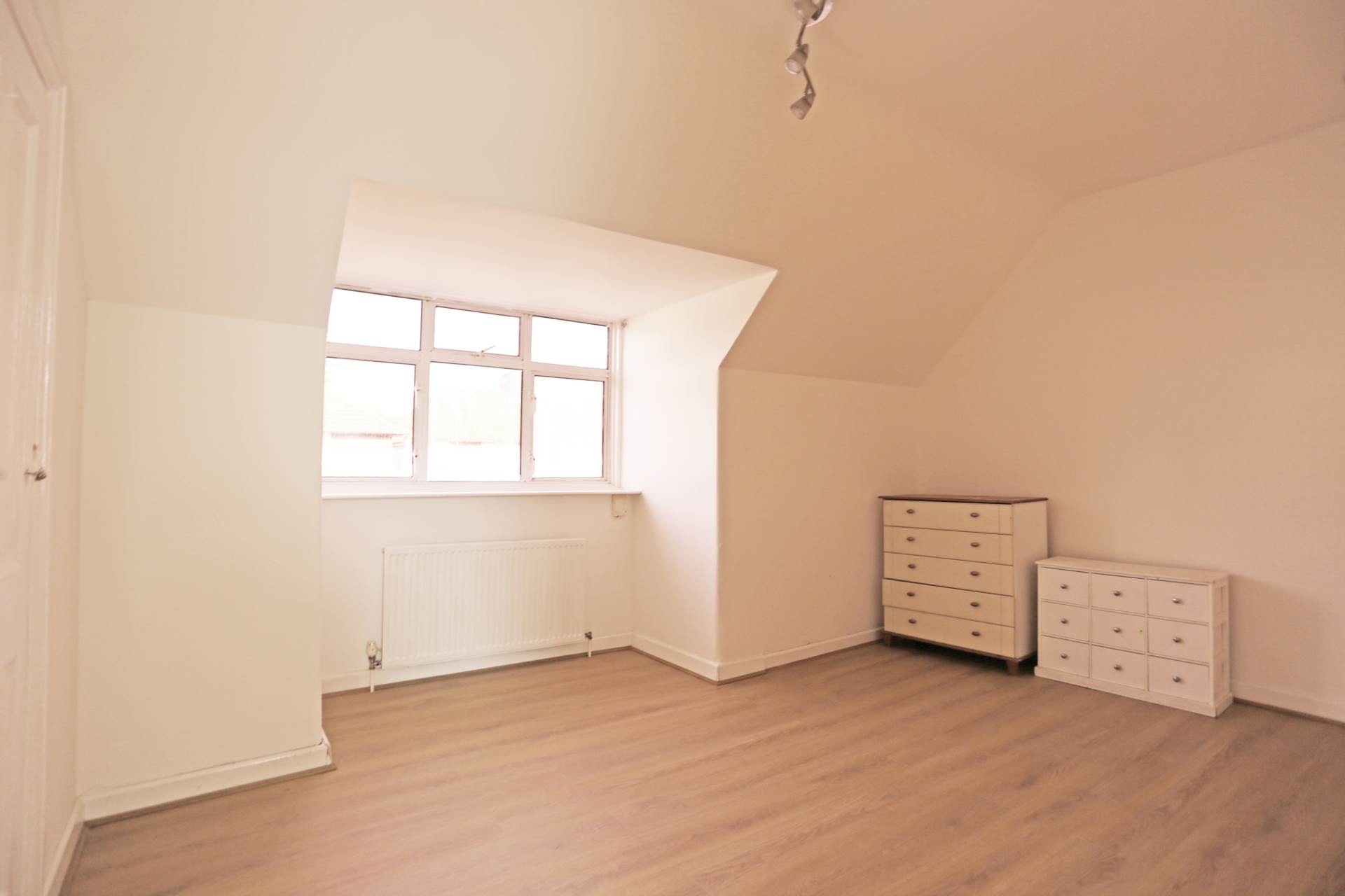 Donne Road, Dagenham, RM8, Image 5