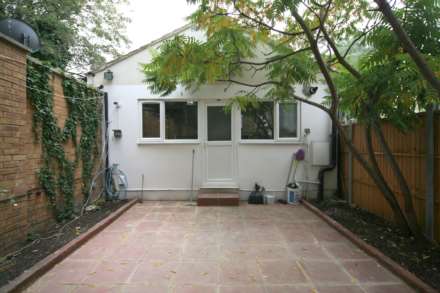 2 Bedroom Bungalow, Wallwood Road, Leytonstone, E11