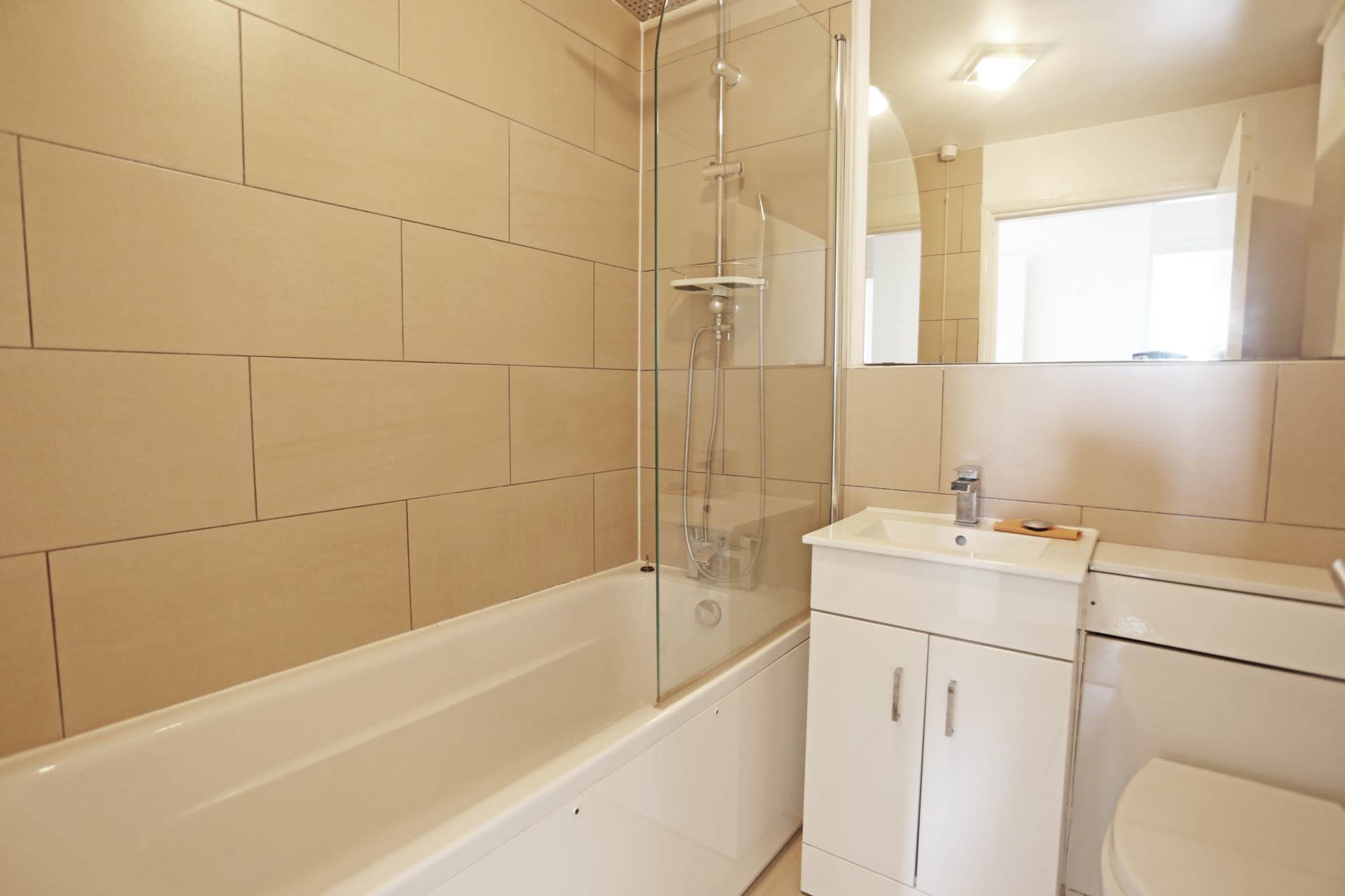 Bedwell Court, Romford, RM6, Image 6