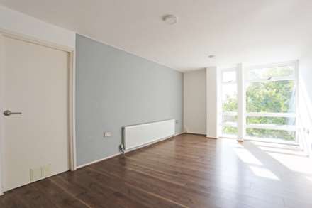 Bedwell Court, Romford, RM6, Image 3