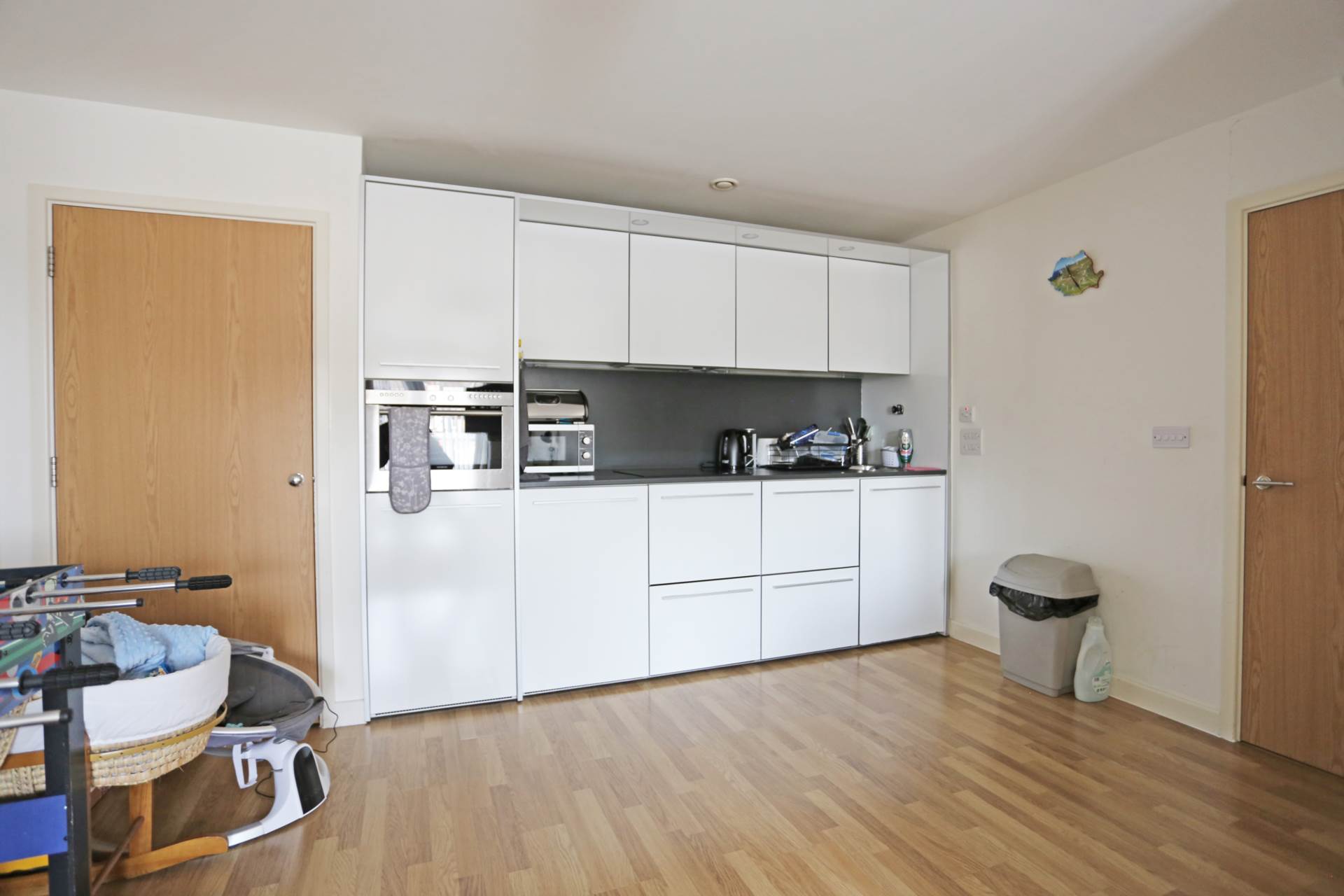High Road, Romford, RM6, Image 3