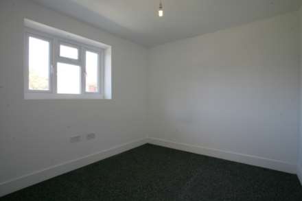 Dagenham, Becontree Avenue, RM8, Image 5