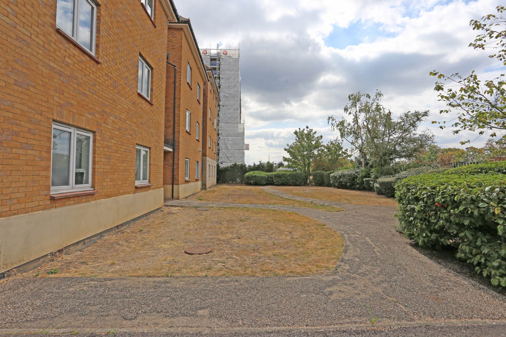 Royal Crescent, Ilford, Image 8