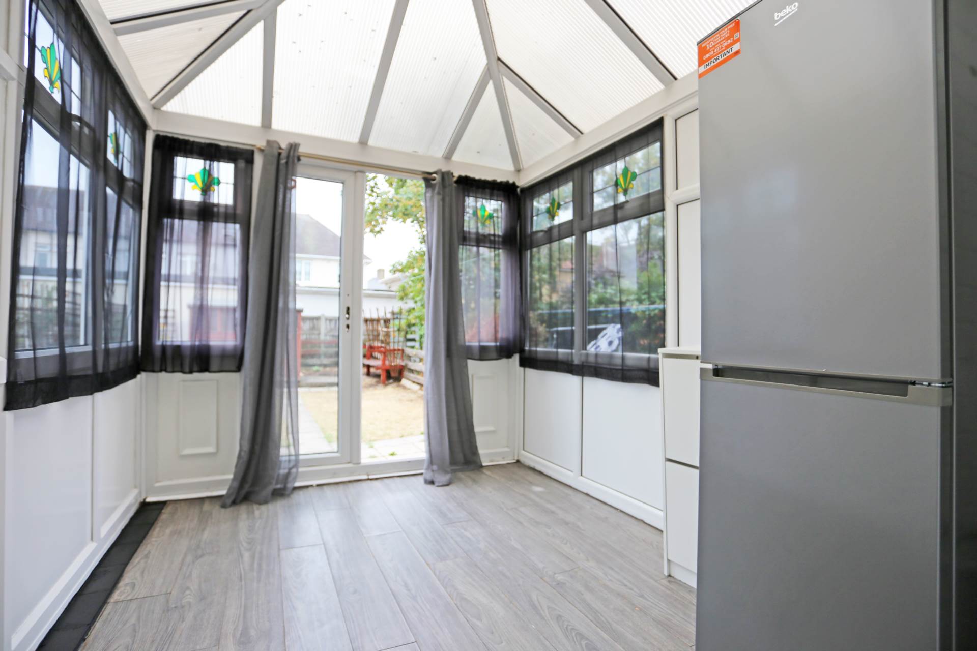 Valence Avenue, Dagenham, RM8, Image 3