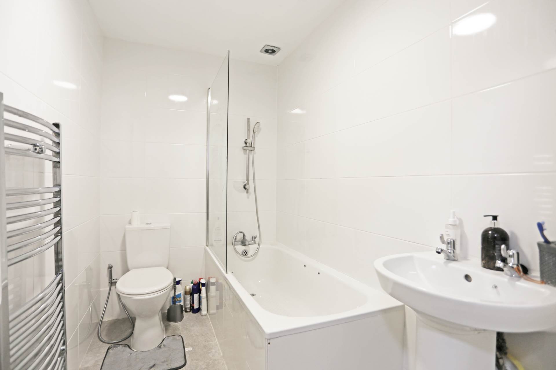 Gordon Road, Chadwell Heath, RM6, Image 14