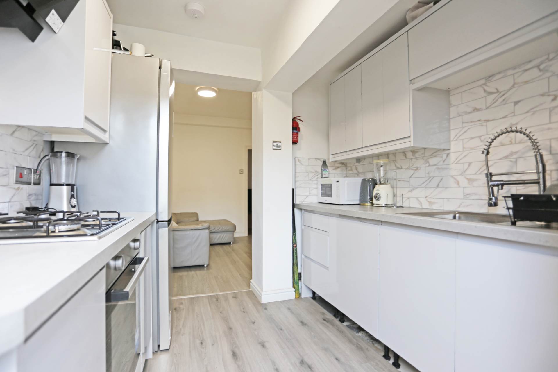 Gordon Road, Chadwell Heath, RM6, Image 2