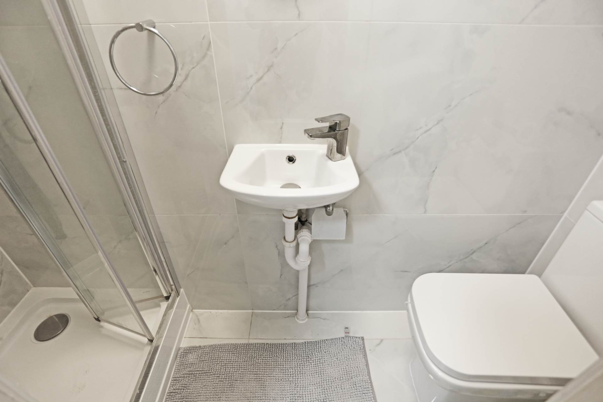 Gordon Road, Chadwell Heath, RM6, Image 9