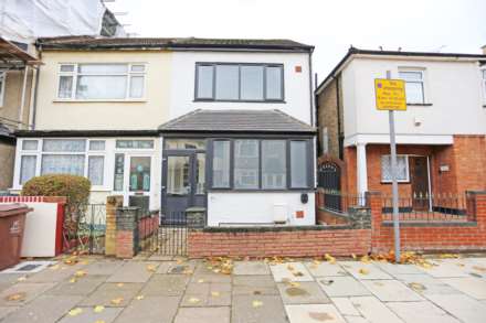 Gordon Road, Chadwell Heath, RM6, Image 1