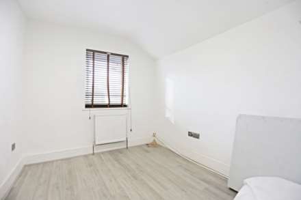 Gordon Road, Chadwell Heath, RM6, Image 12