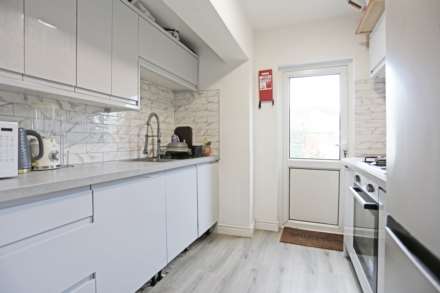 Gordon Road, Chadwell Heath, RM6, Image 3