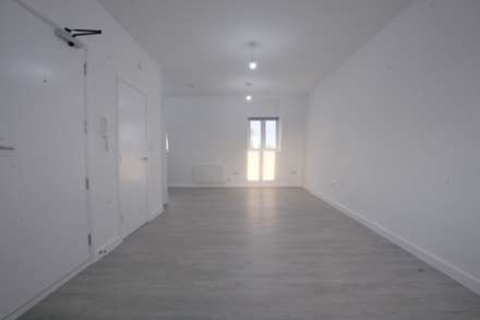 Cranbrook Road, Ilford, IG1, Image 5