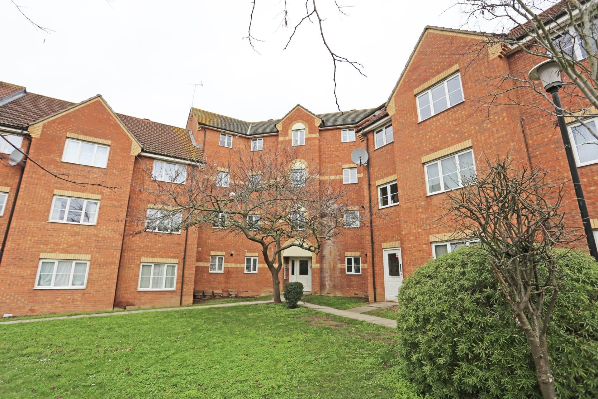 Westfield Gardens, Chadwell Heath, RM6, Image 1