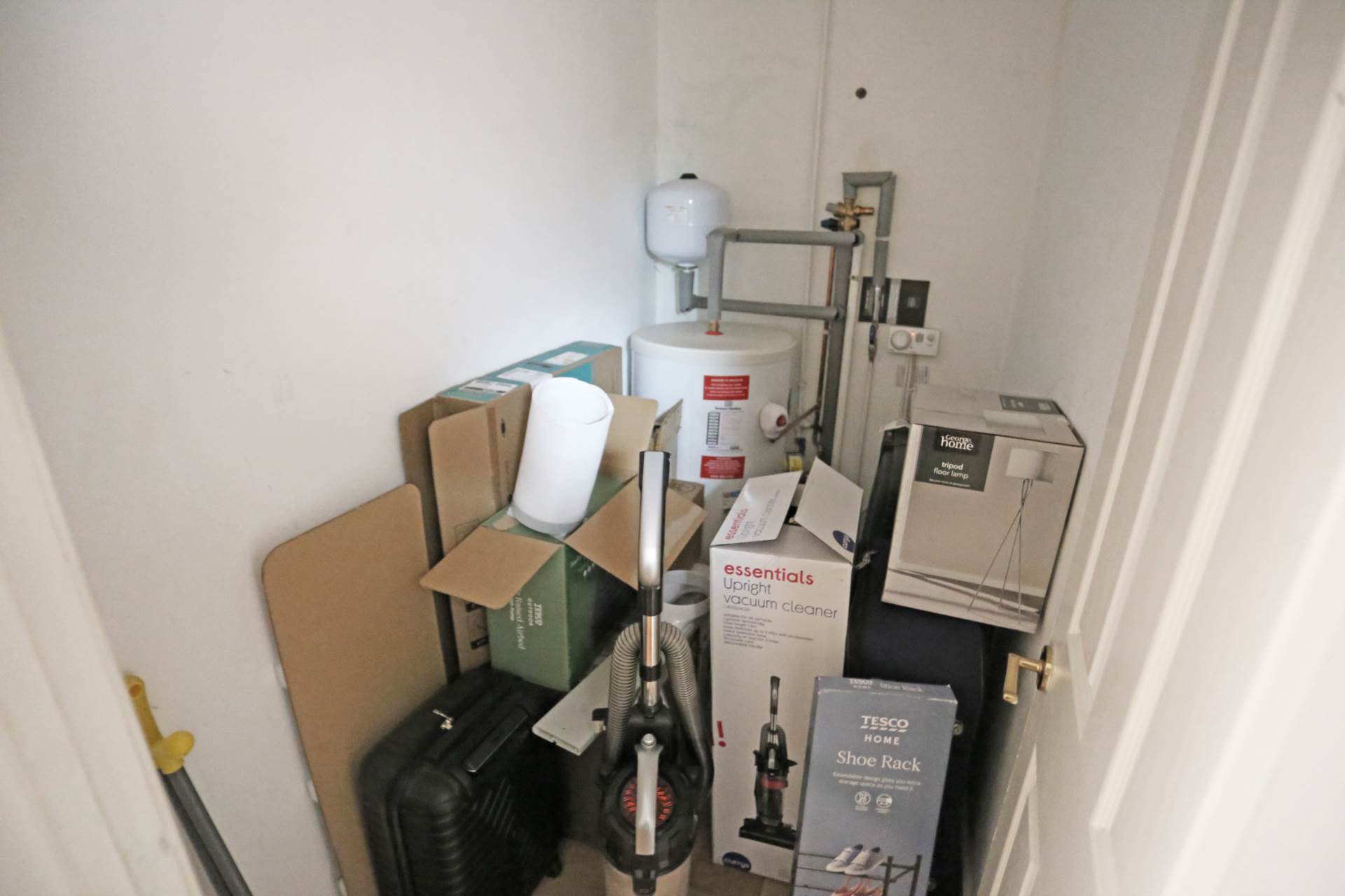 Ibscott Close, Dagenham, RM10, Image 7