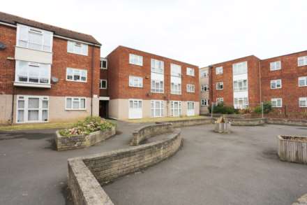 Property For Rent Ibscott Close, Dagenham