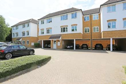 2 Bedroom Apartment, Seymer Road, Centurion Court, Romford, RM1
