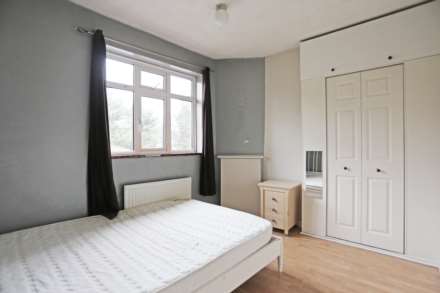 East Road, Chadwell Heath, RM6, Image 7