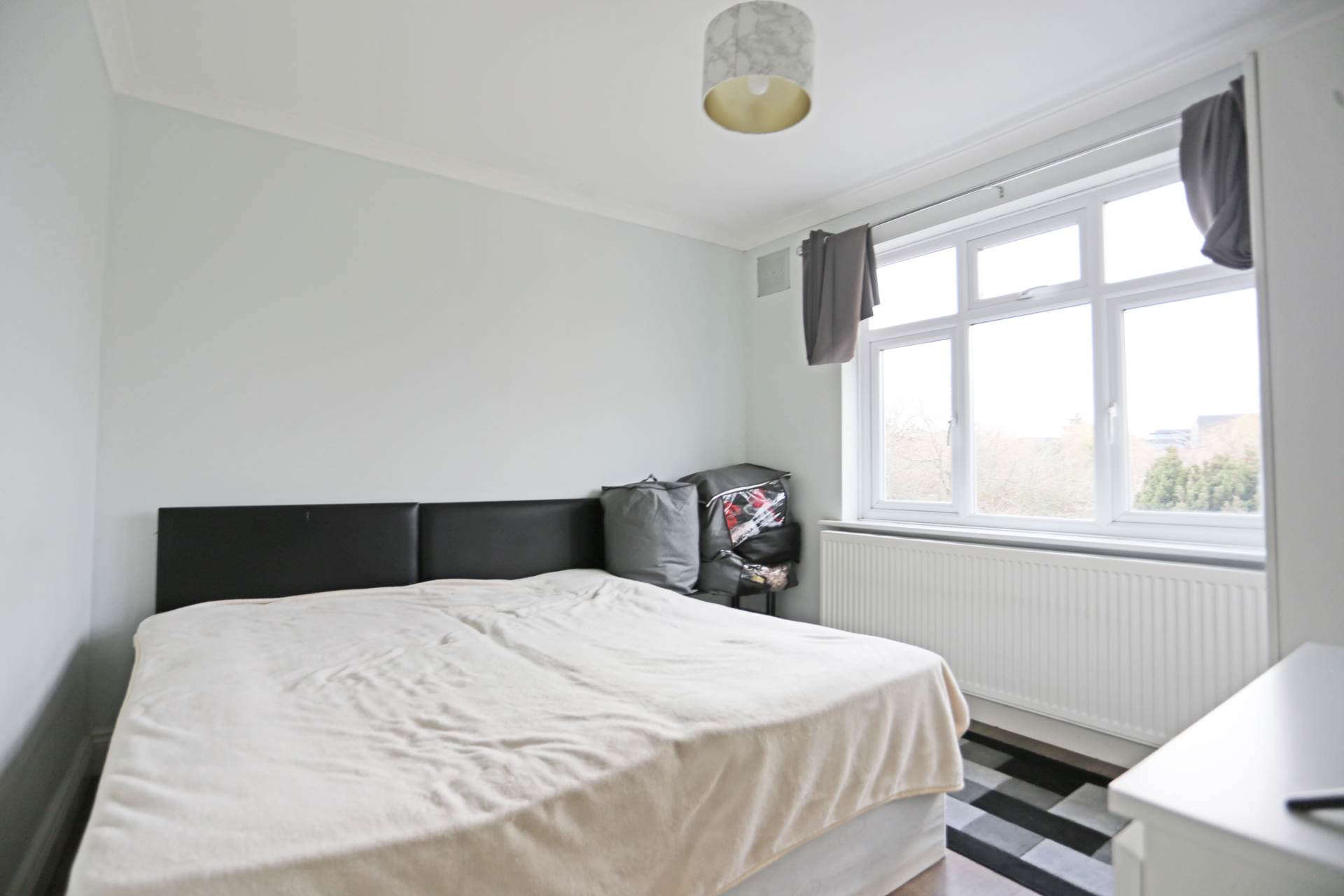 Western Avenue, Dagenham, RM10, Image 7