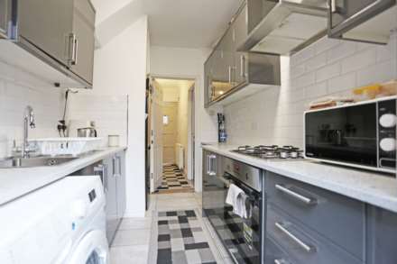 Property For Rent Western Avenue, Dagenham