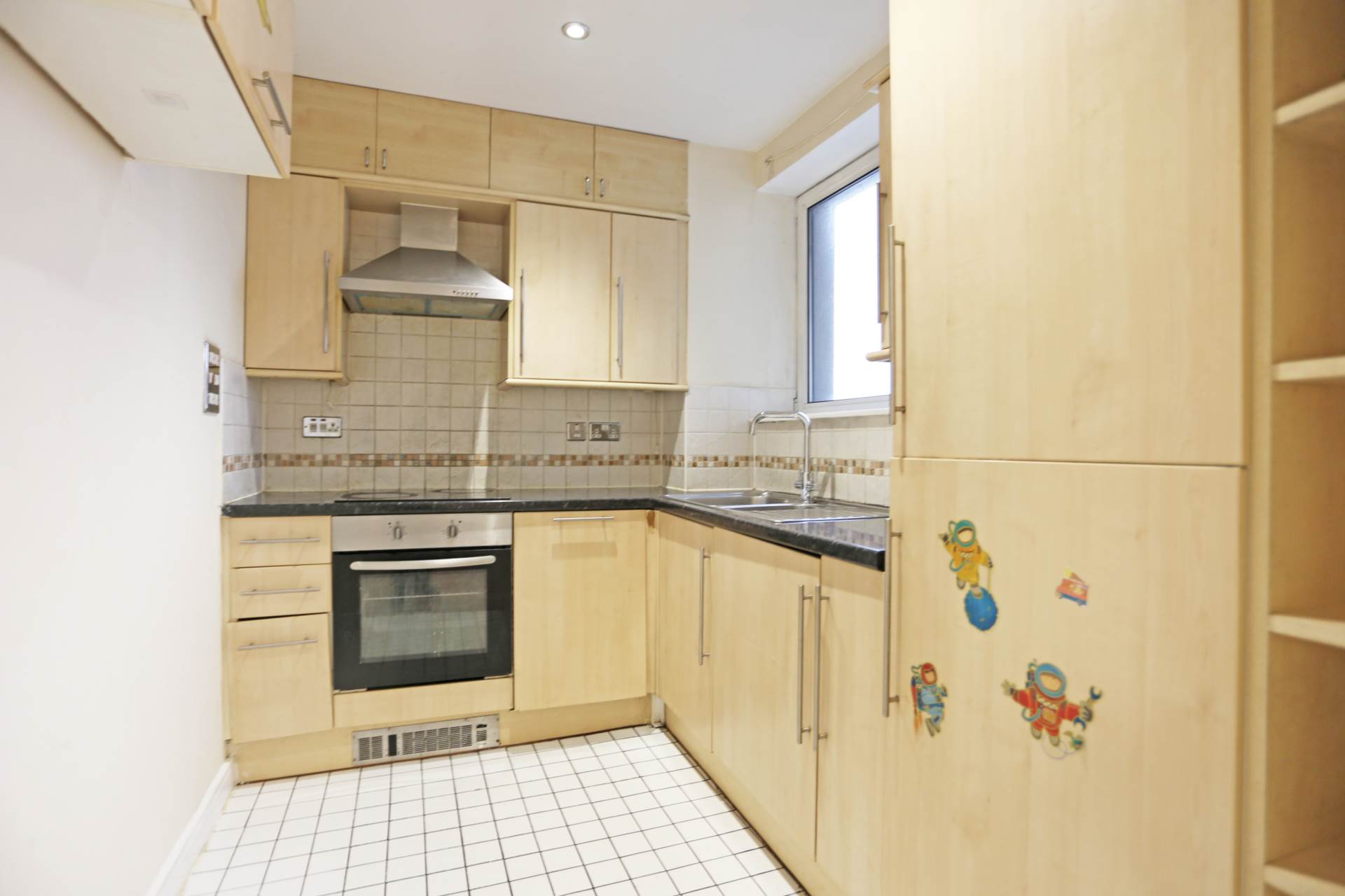 The Pinnacle, High Road, Chadwell Heath, RM6, Image 2