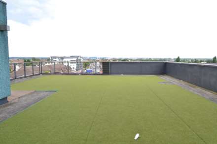 The Pinnacle, High Road, Chadwell Heath, RM6, Image 10