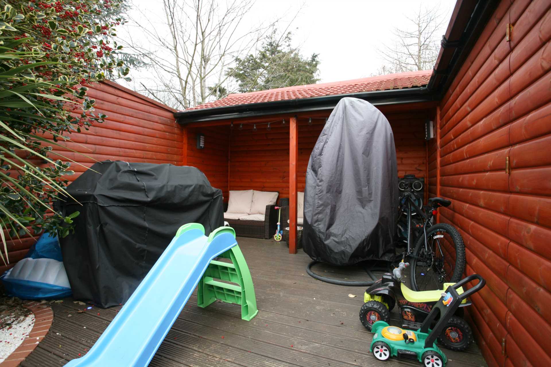 Gay Gardens, Dagenham, RM10, Image 13