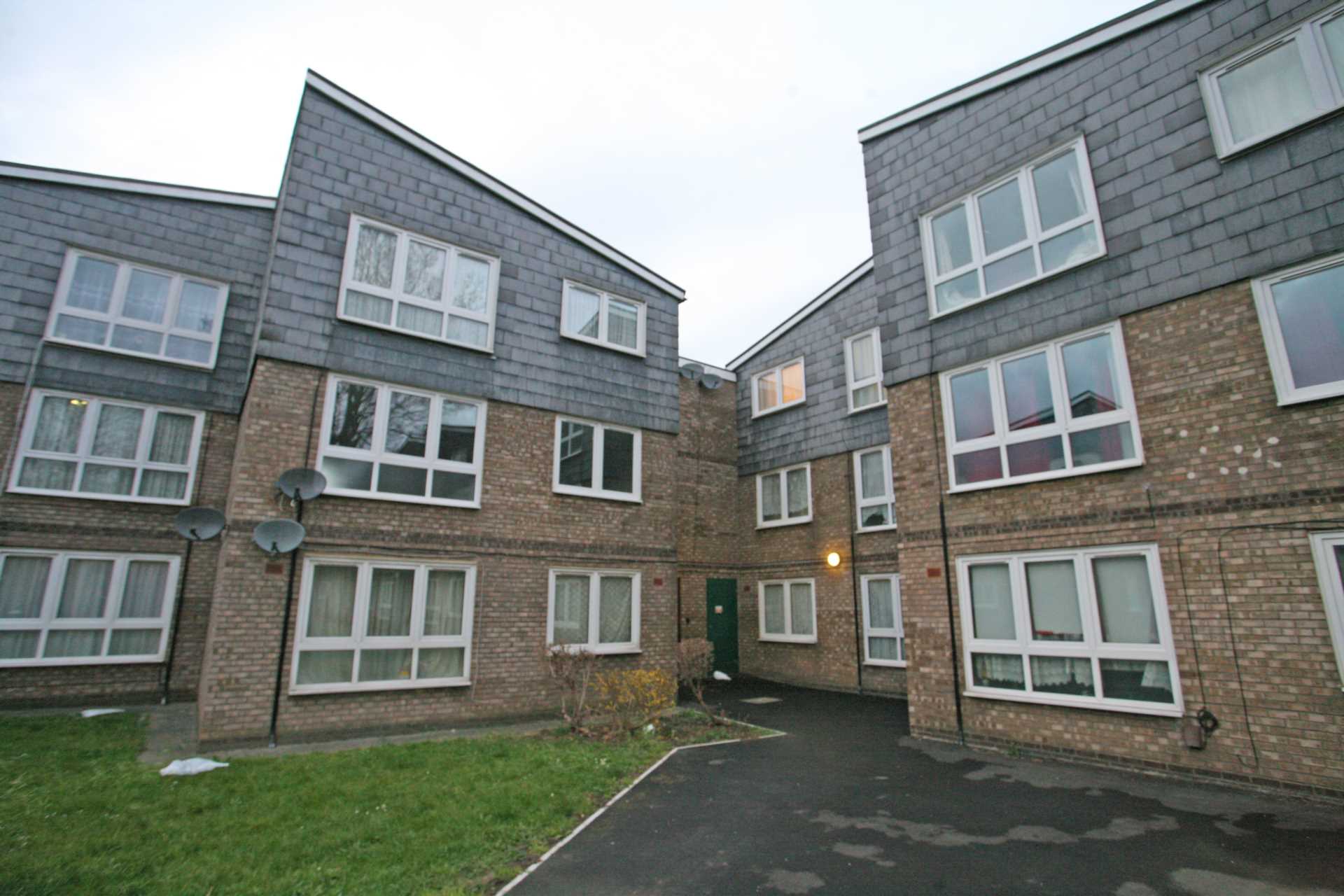 Heenan Close, Barking, IG11, Image 1