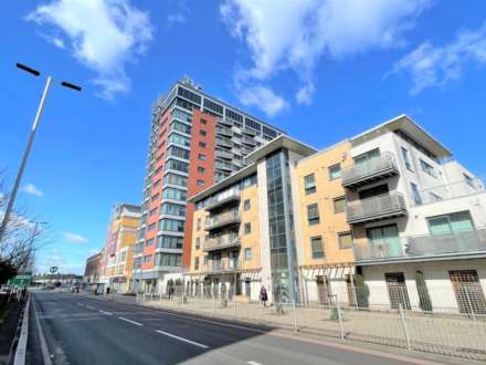 City Gate House, Eastern Avenue, Ilford, IG2, Image 1
