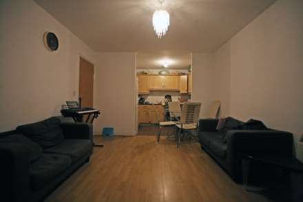City Gate House, Eastern Avenue, Ilford, IG2, Image 4