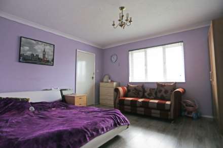 Leys Avenue, Dagenham, RM10, Image 4