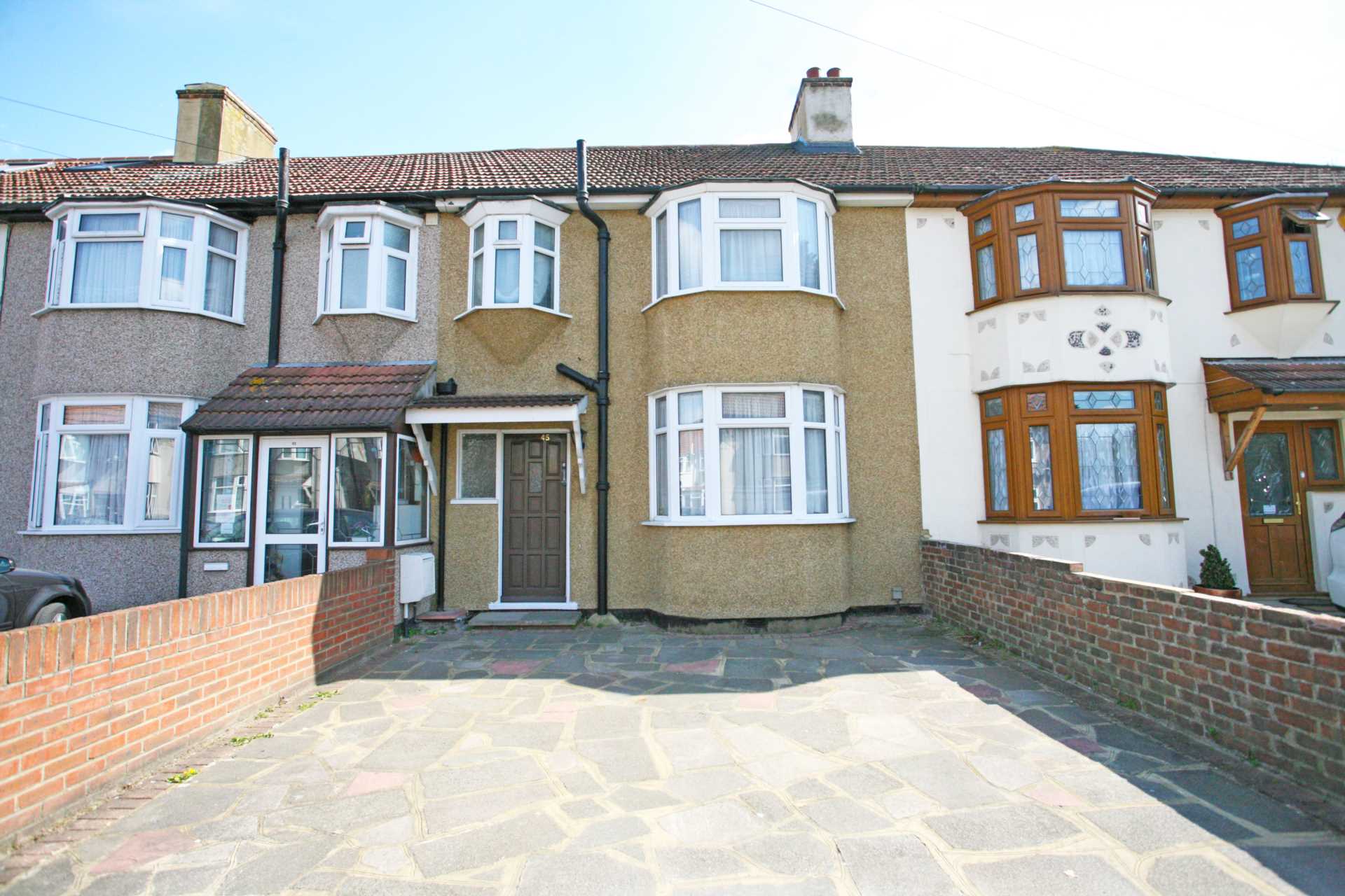 Southern Way, Romford, RM7, Image 1