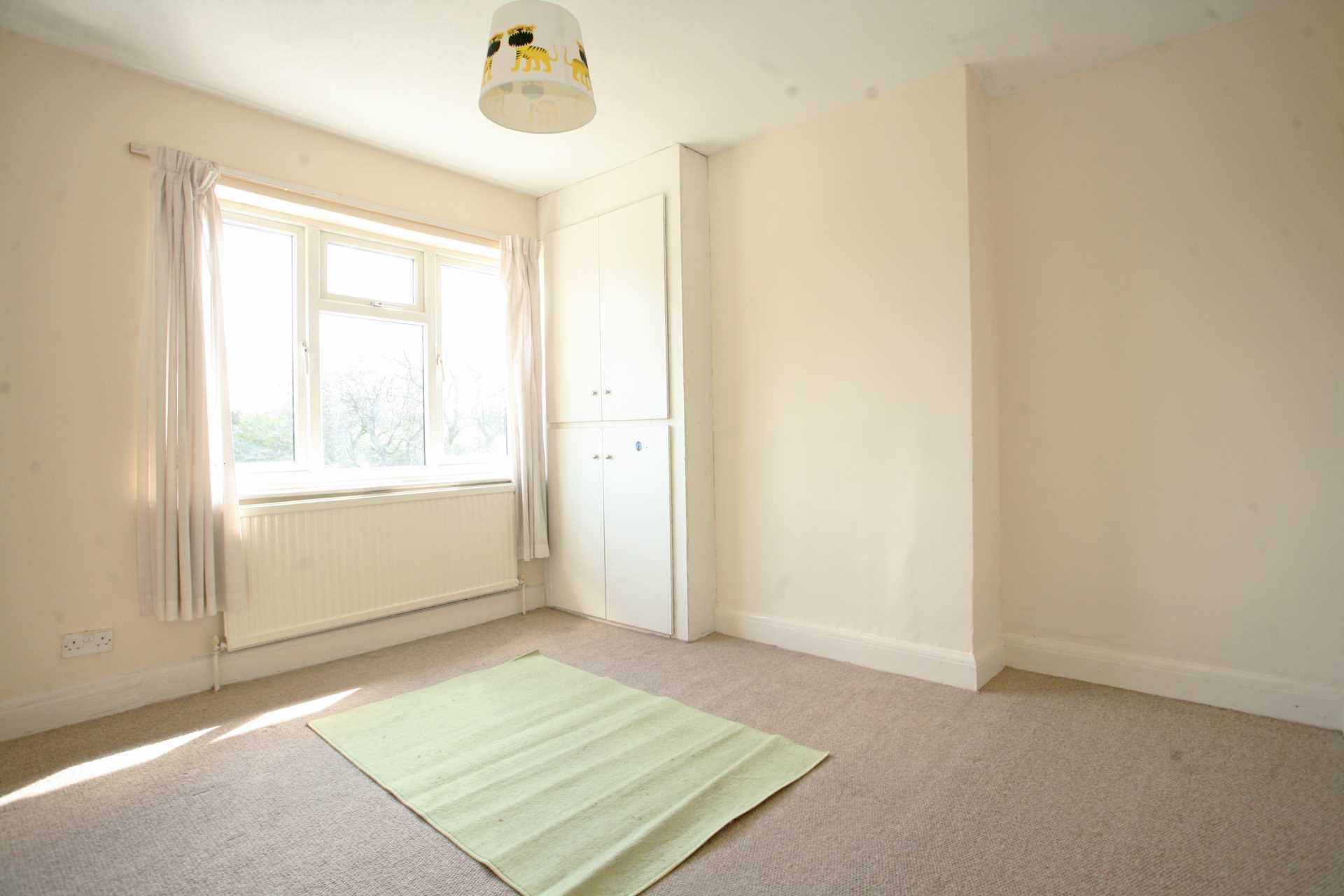 Southern Way, Romford, RM7, Image 6
