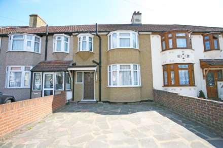 3 Bedroom Terrace, Southern Way, Romford, RM7