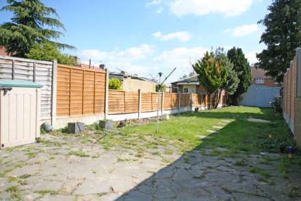 Southern Way, Romford, RM7, Image 9