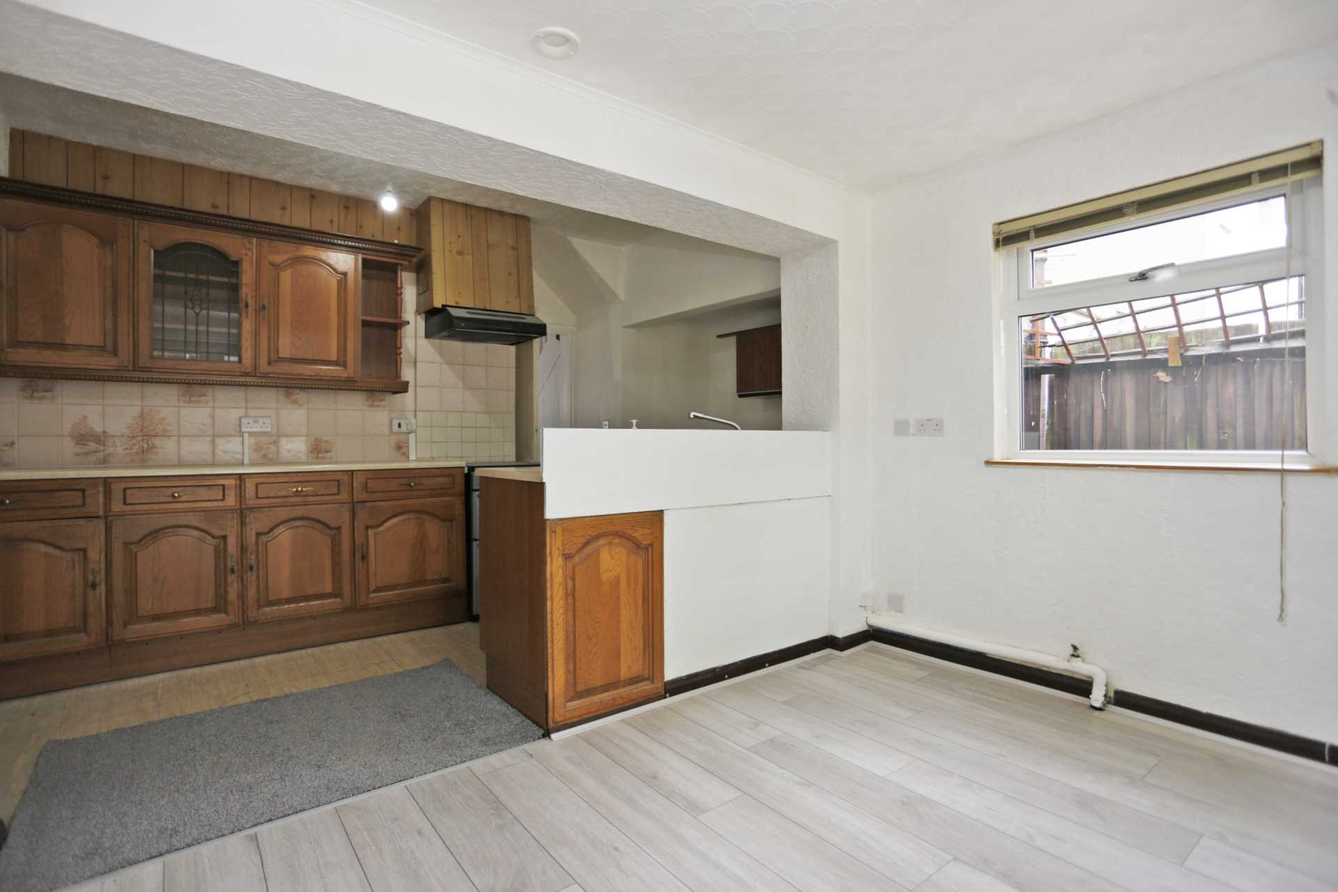 Burnside Road, Dagenham, RM8, Image 3