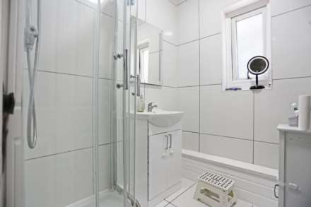 Burnside Road, Dagenham, RM8, Image 10