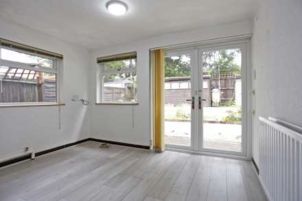 Burnside Road, Dagenham, RM8, Image 5
