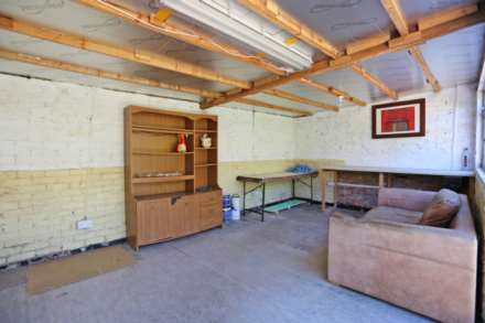 Oakley Avenue, Upney, Barking, IG11, Image 12